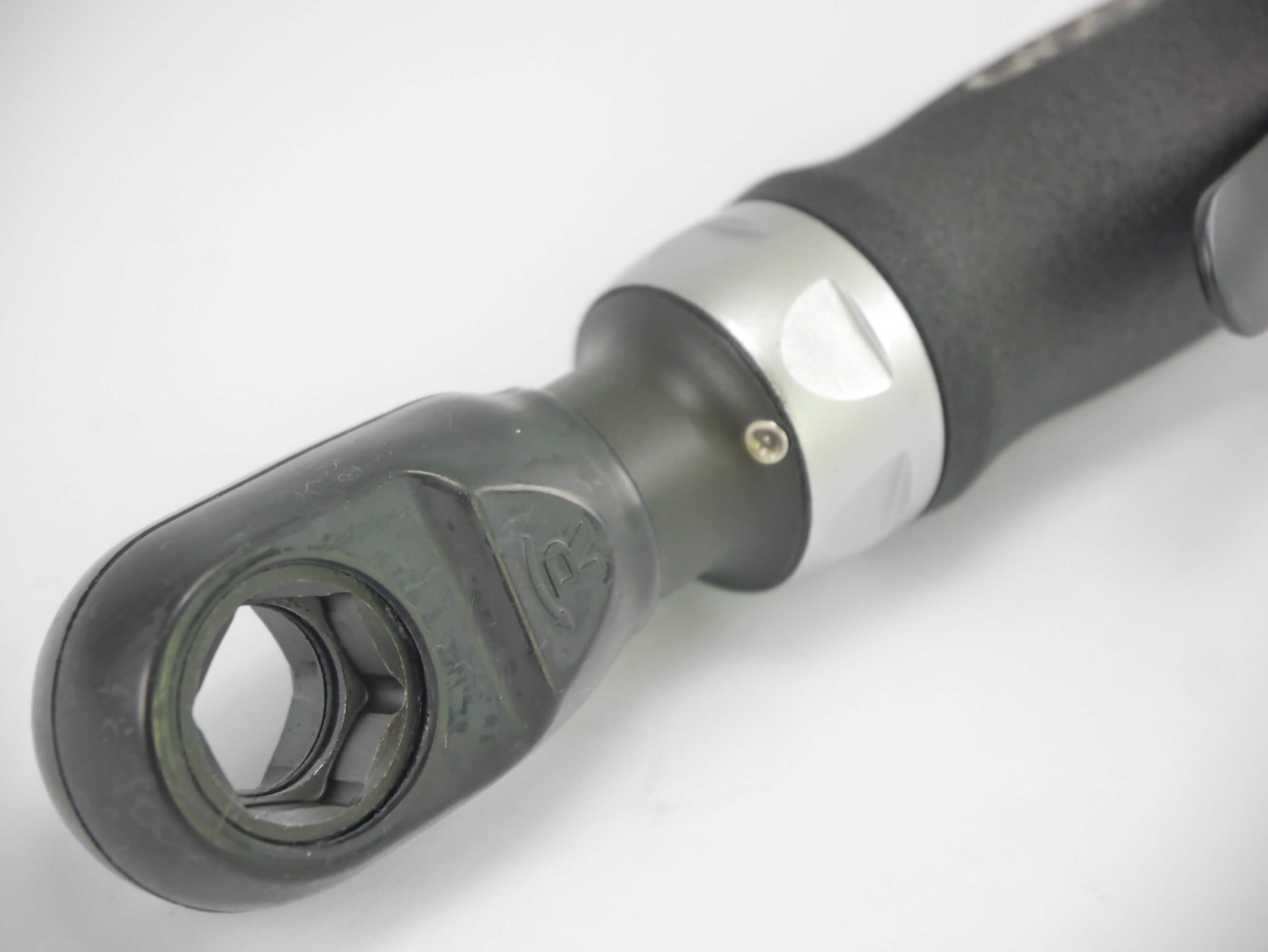 1/4" Mini ThruHole Air Ratchet Wrench (30 ft.lb) Supply. Over 44 Years